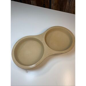 Pampered Chef Double Pet Bowl Feeder Dish Stoneware Tan USA 5132